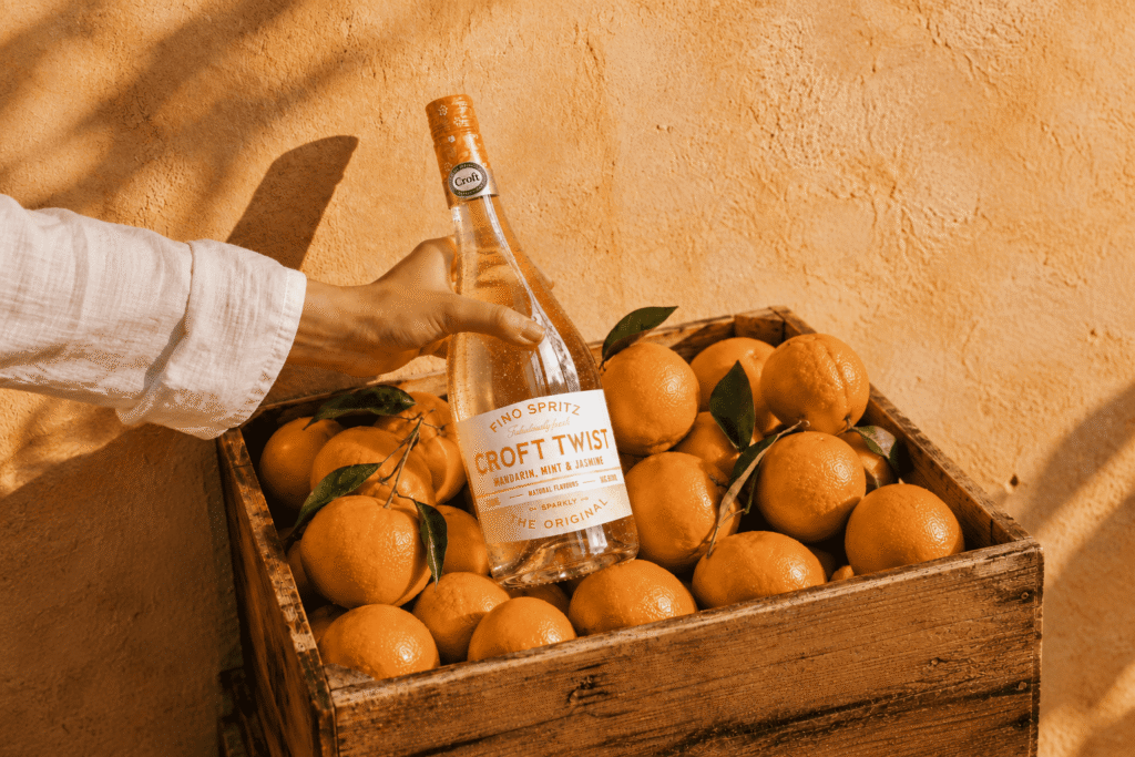 Croft Twist lanza una edición limitada de mandarina, hierbabuena y jazmín para este otoño - Gastronomía y Moda
