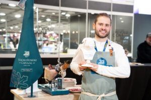 Sánchez Romero Carvajal eleva la croqueta de jamón a icono gastronómico en Madrid Fusión - Gastronomía y Moda
