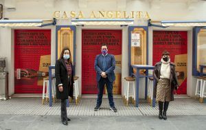 Cruzcampo se une a la iniciativa de Heineken® en Cádiz para seguir apoyando a los bares con #FUERZABAR a través de sus persianas - Gastronomía y Moda