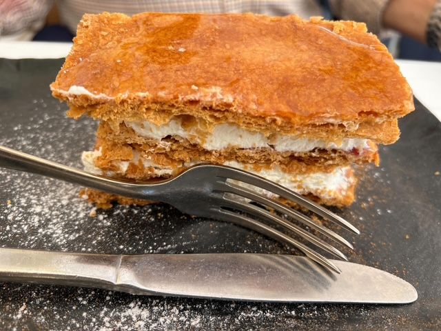 Restaurante Juan Carmona, producto del mar y buen servicio en Torremolinos - Gastronomía y Moda