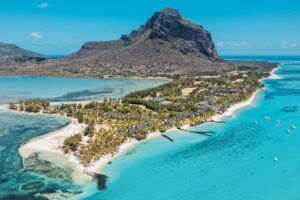 El chefs Javi Estévez vuelve a Mauricio de la mano de Beachcomber Resorts & Hotels - Gastronomía y Moda