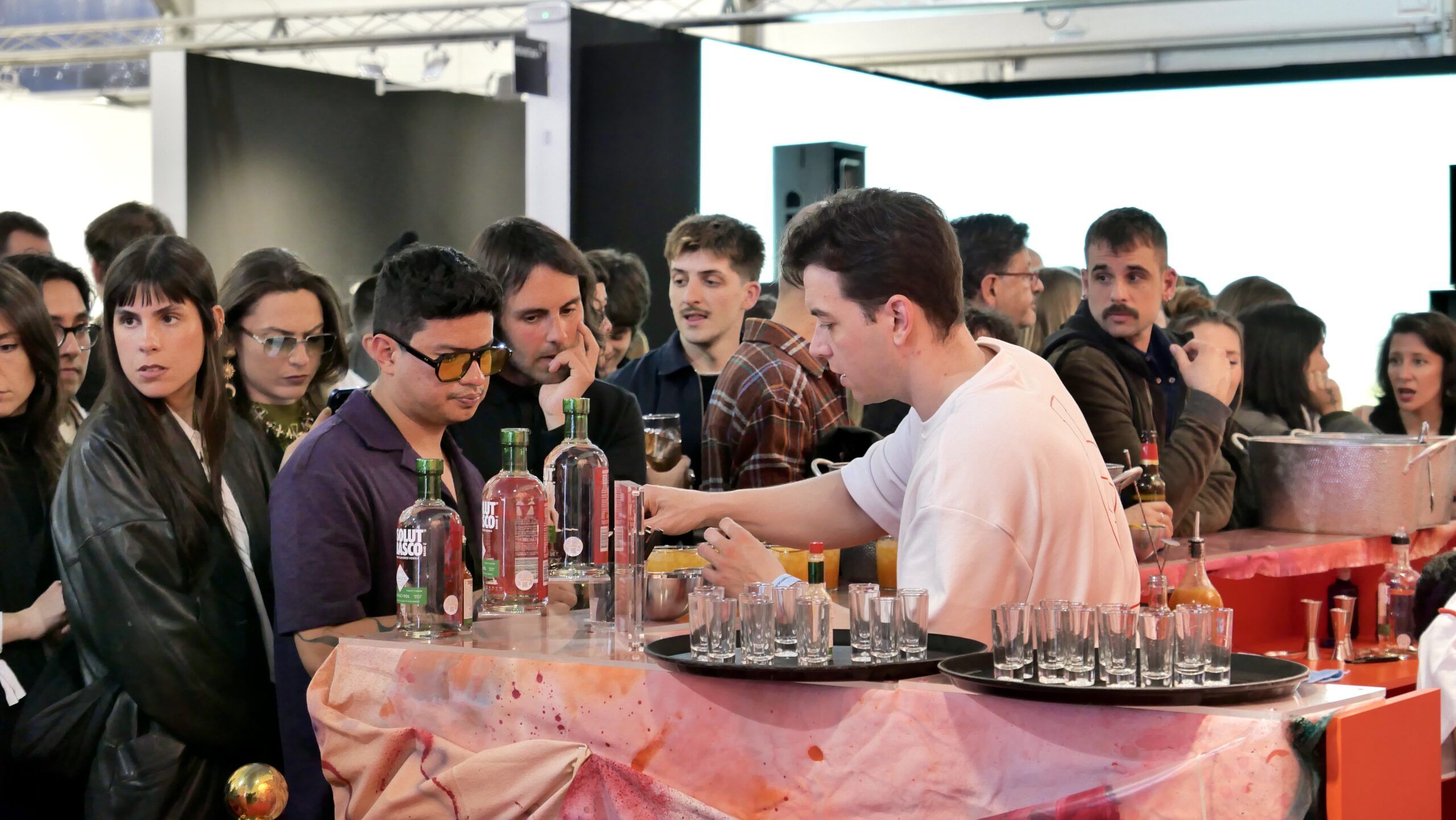 Absolut presenta Absolut TABASCO en CAN Art Fair 2026 con una instalación sensorial del artista Piro - Gastronomía y Moda