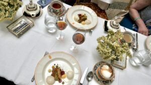 El Hotel Don Ramón de Sevilla recupera la historia con su exclusivo Bocado Imperial inspirado en Carlos V - Gastronomía y Moda