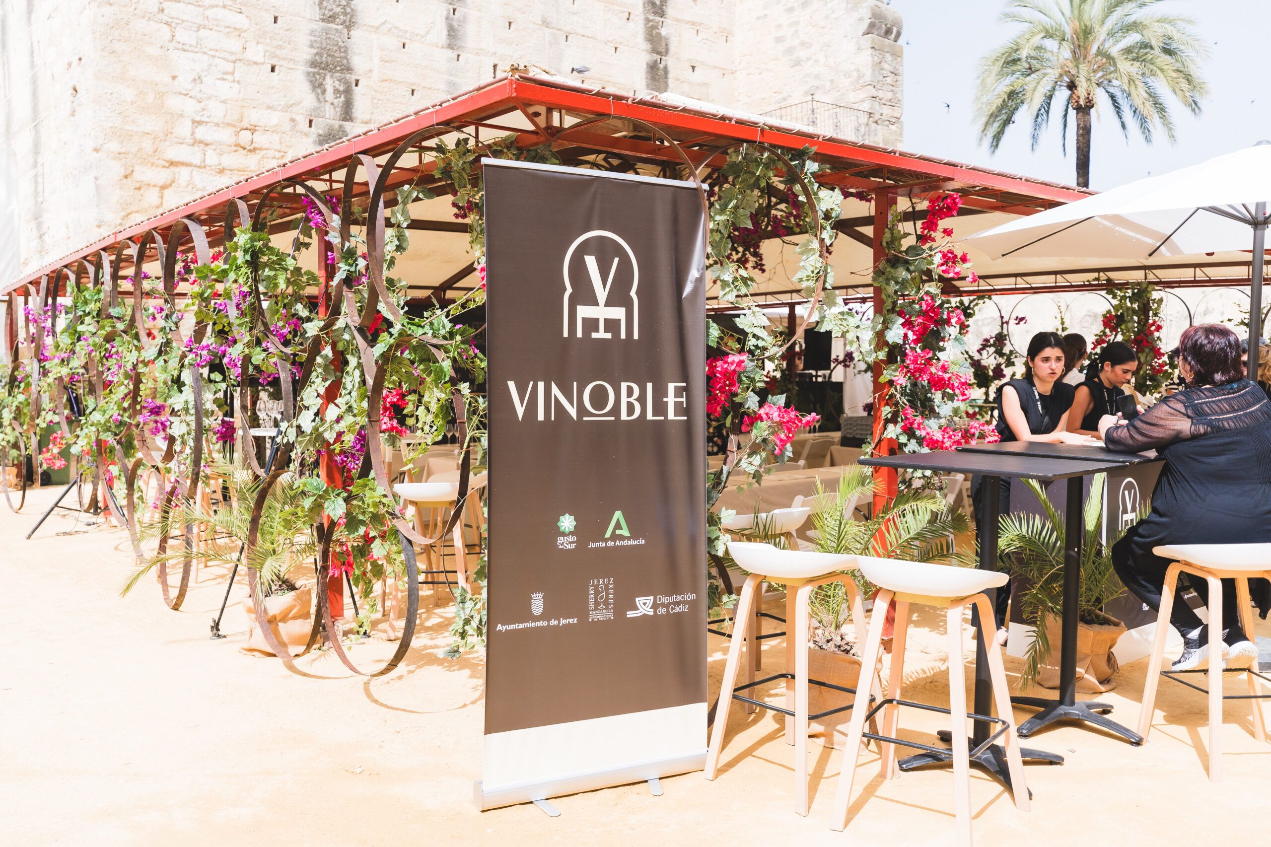 Vinoble 2026 convierte Jerez en epicentro mundial del vino y la gastronomía con el regreso de “Gusto del Sur” - Gastronomía y Moda