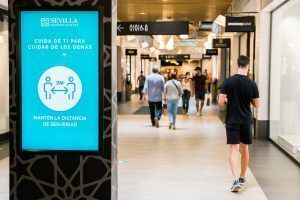 Sevilla Fashion Outlet, acreditado con el certificado Safer Shopping de Bureau Veritas - Gastronomía y Moda