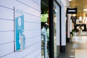 Sevilla Fashion Outlet, acreditado con el certificado Safer Shopping de Bureau Veritas - Gastronomía y Moda