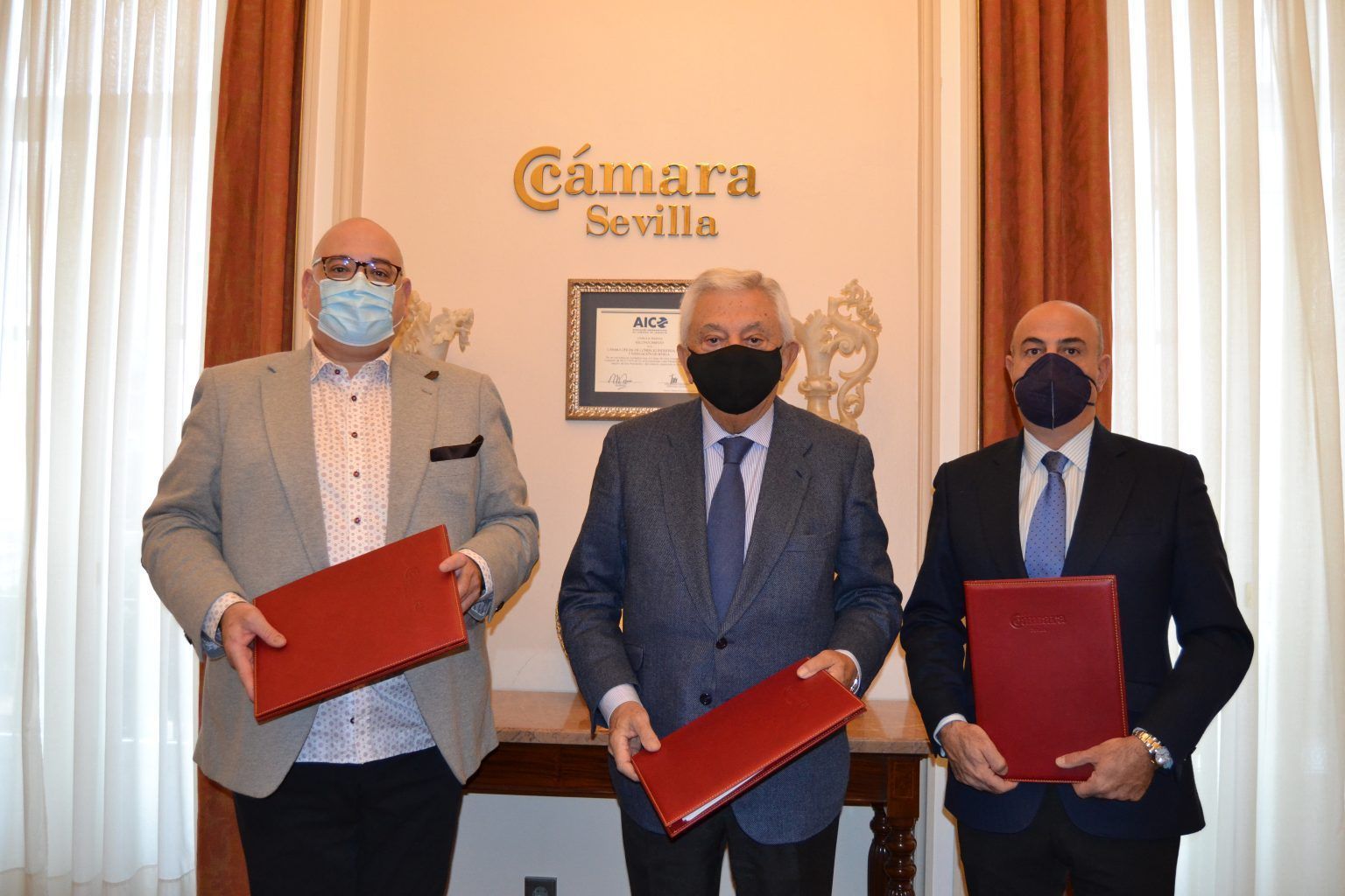 La Cámara de Comercio de Sevilla y el Club Español de Alta Gastronomía se unen para situar a Sevilla como referente gastronómico La Cámara de Comercio de Sevilla y el Club Español de Alta Gastronomía se unen para situar a Sevilla como referente gastronómico - Gastronomía y Moda