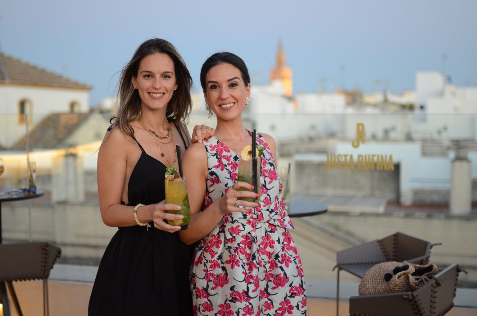 JUSTA RUFINA trae la Feria de Abril de Sevilla a la Plaza de la Magdalena JUSTA RUFINA trae la Feria de Abril de Sevilla a la Plaza de la Magdalena - Gastronomía y Moda