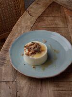 Bodegas Mezquita transforma La Última Cena en una experiencia única de gastronomía, fe y solidaridad en Córdoba - Gastronomía y Moda