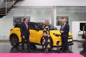 Lexus Sevilla presenta el nuevo Lexus LBX con un exclusivo desfile de moda - Gastronomía y Moda