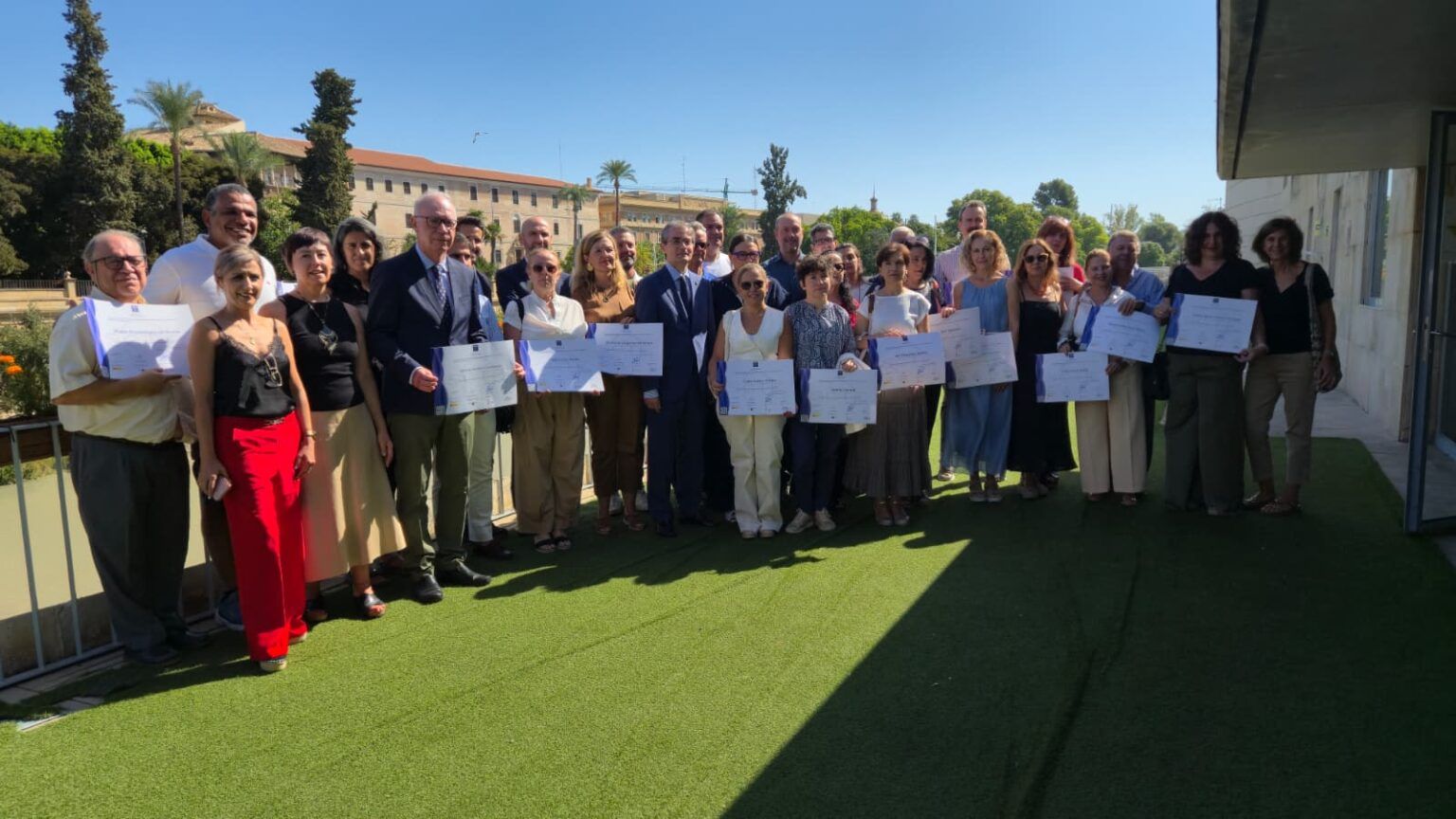 Medio centenar de establecimientos de Murcia reciben el sello de Compromiso de Calidad Turística - Gastronomía y Moda