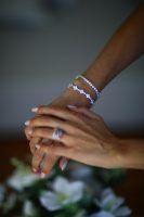 Vuelta a la rutina con un toque brillante: la clásica pulsera Riviera y su reinterpretación en Canna - Gastronomía y Moda