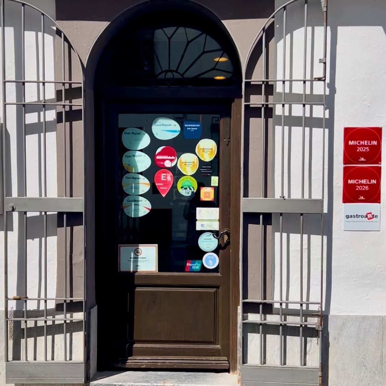 Garum 2.1 en Córdoba sorprende con una propuesta gourmet irreverente junto al río - Gastronomía y Moda