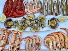 Casa Juan, comida con sabor a mar en uno de los barrios con más encanto de Torremolinos - Gastronomía y Moda
