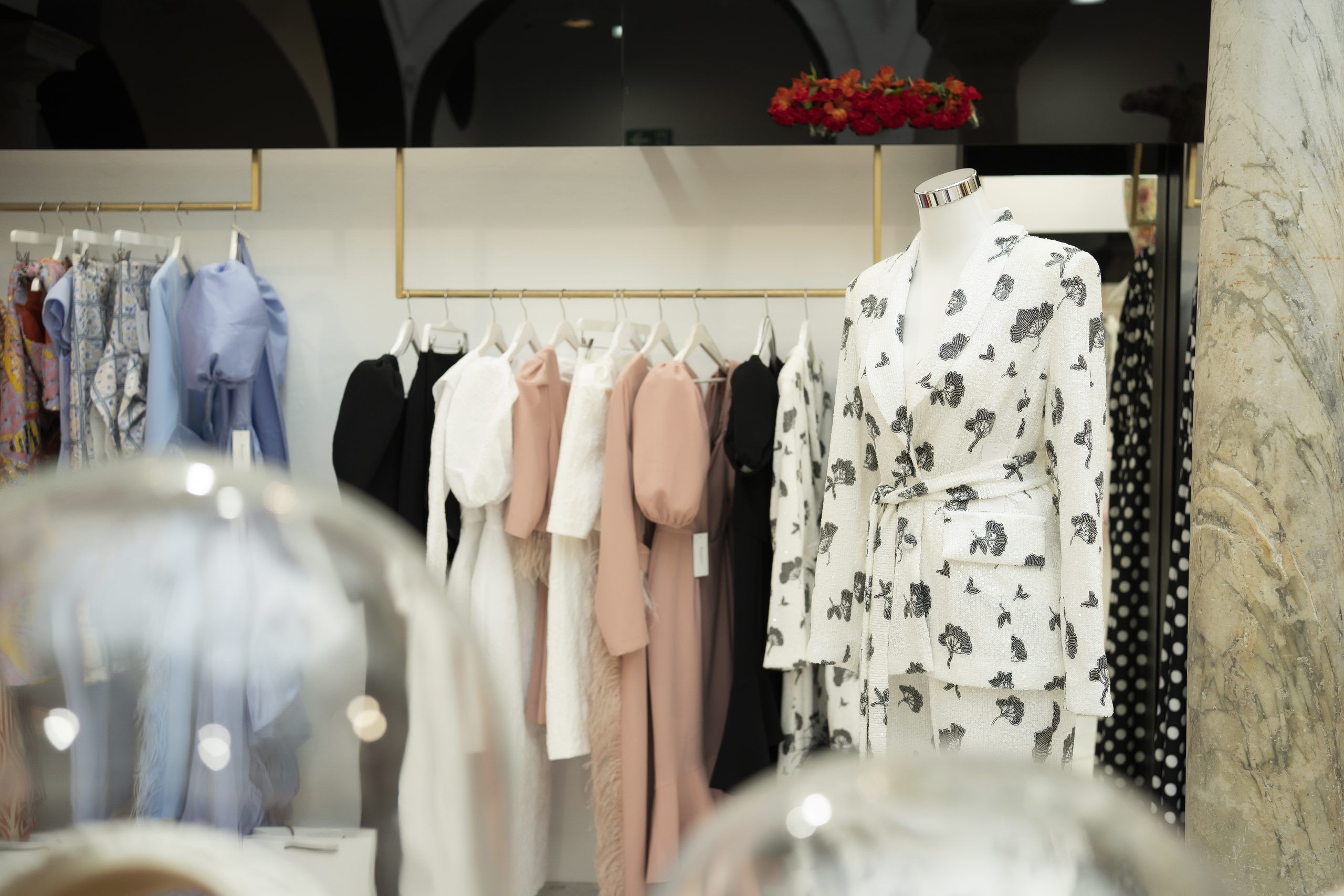 Apparentia, la firma que vistió a la Princesa Leonor llega a Sevilla - Gastronomía y Moda