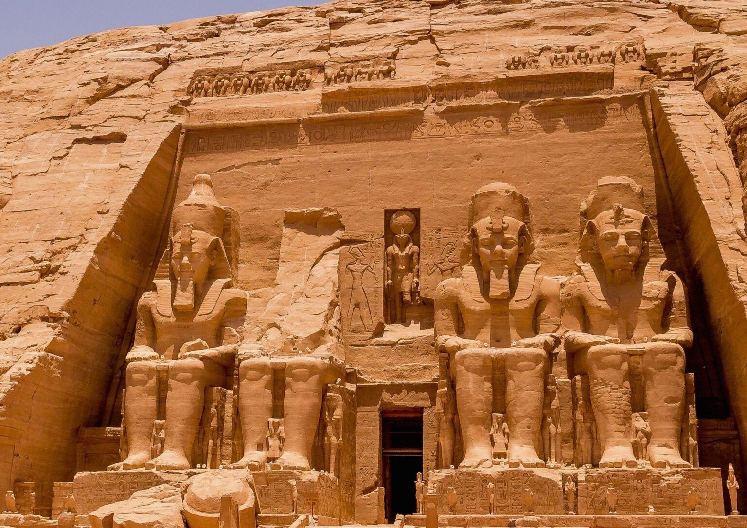 Cinco Estrellas Club acerca Egipto a 14 ciudades españolas con su nueva programación para otoño 2026 - Gastronomía y Moda