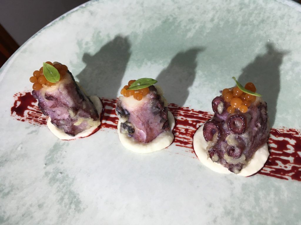 El sevillano Isaac Bernal estudiante del “Hotel Escuela de Santa Brígida” en Gran Canaria ganador de la 5ª edición del concurso culinario GMchef “Alimenta tu Talento” 2020 - Gastronomía y Moda