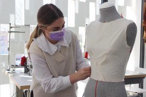 Muy recomendado. ESSDM amplía su oferta formativa y lanza el Ciclo de Grado Medio ‘Técnico en Confección y Moda’ - Gastronomía y Moda