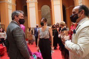 El Ayuntamiento de Sevilla y la agencia Doble Erre organizan un desfile virtual de moda flamenca - Gastronomía y Moda
