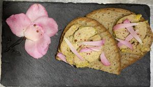Gastronomía con sabor a rosas en Roses - Gastronomía y Moda