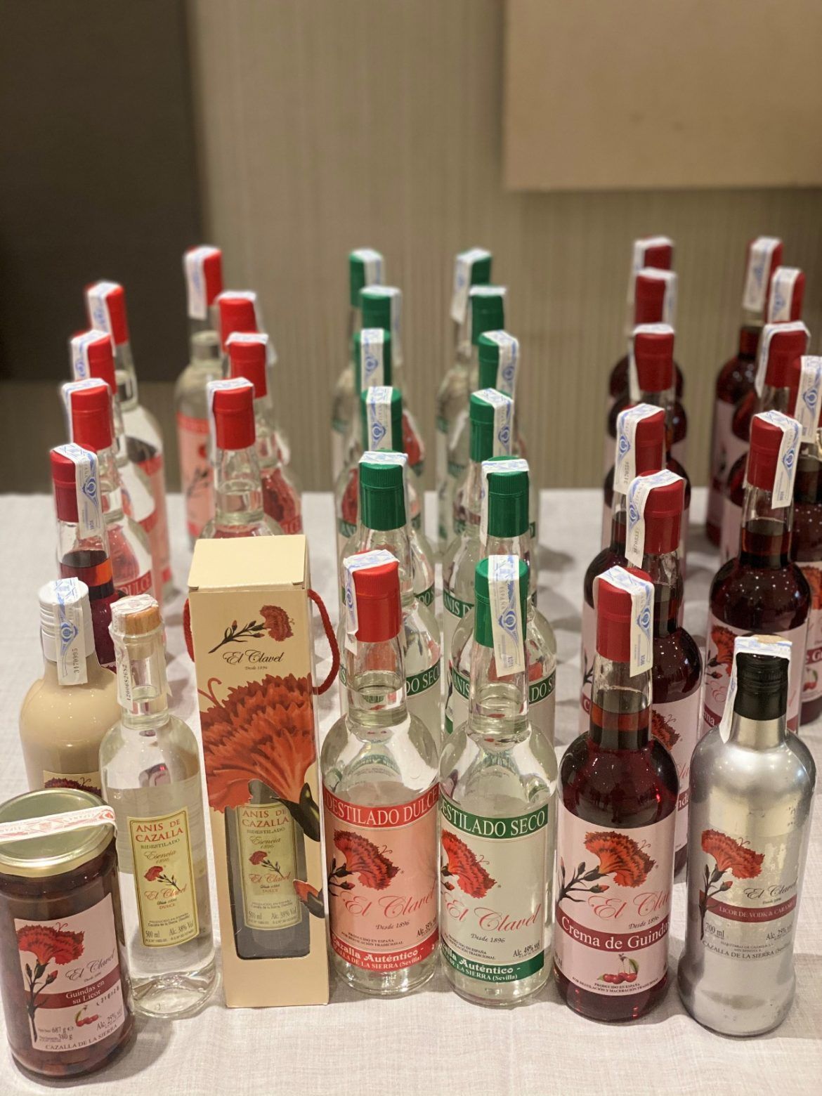 El Clavel, Aguardientes y licores desde 1896 - Festival Food Bikes - Gastronomía y Moda
