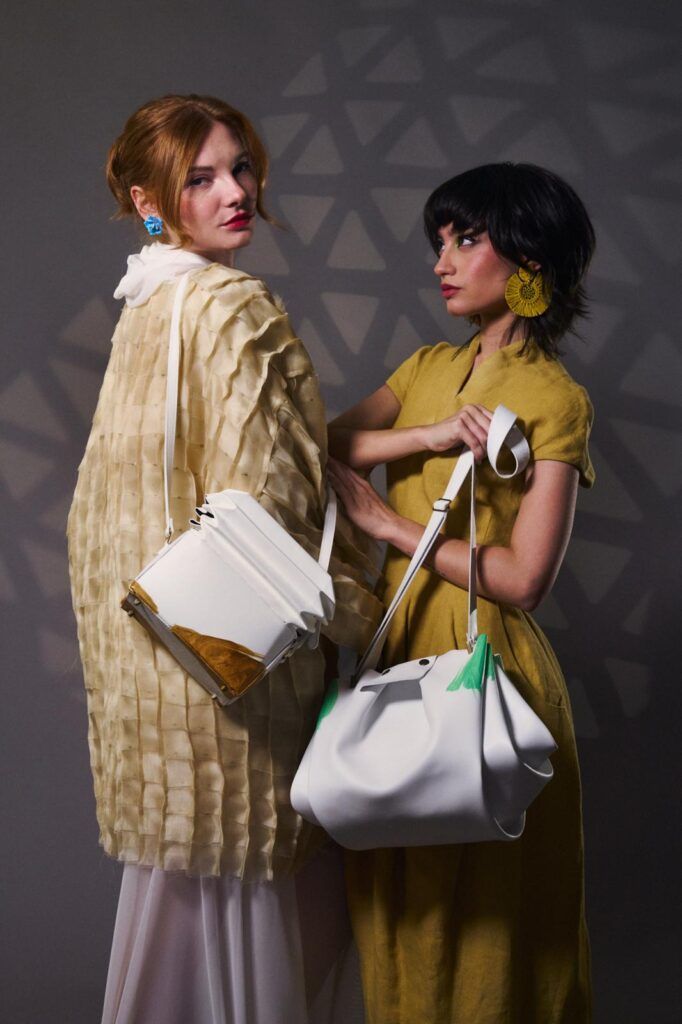 Elegancia y lujo en la nueva colección de bosos de Araceli García - Gastronomía y Moda