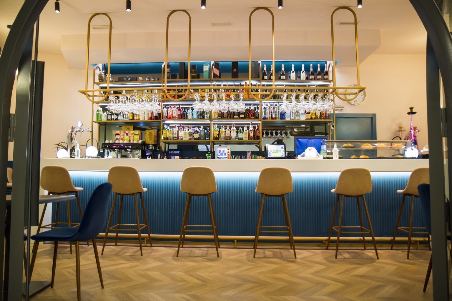 118 Studio recrea 'La Dolce Vita' italiana en el restaurante G&P Tuset - Gastronomía y Moda