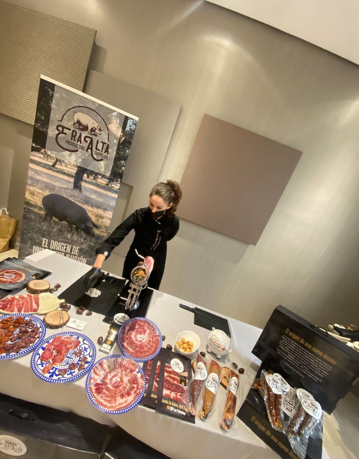 Jamones ‘Era Alta’, 100% ibéricos en un ecosistema único - Festival Food Bikes - Gastronomía y Moda