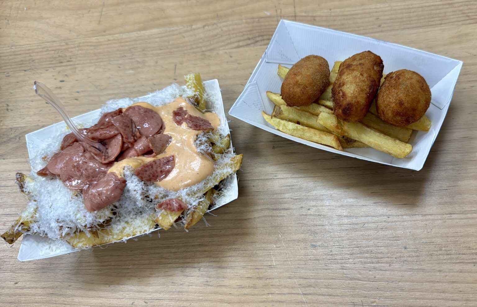 Frites 22 revoluciona el centro de Sevilla con su nuevo concepto de patatas fritas personalizables para llevar Frites 22 revoluciona el centro de Sevilla con su nuevo concepto de patatas fritas personalizables para llevar - Gastronomía y Moda