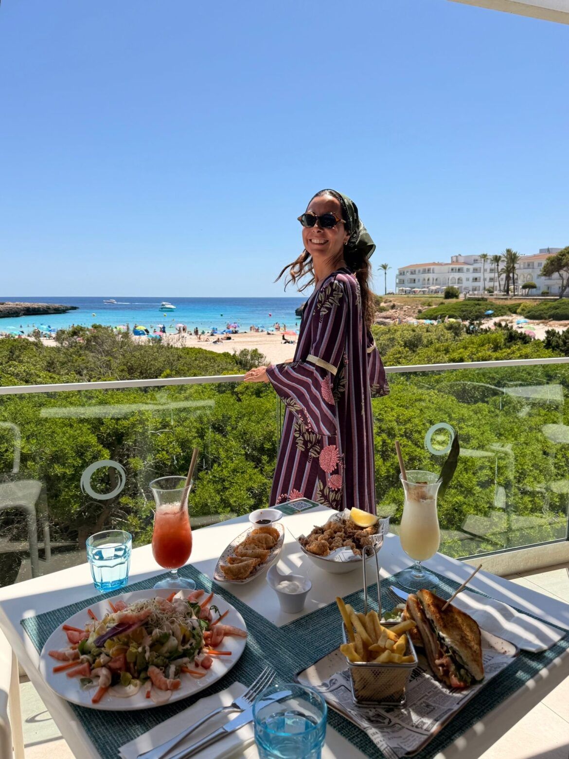 Desayunos, almuerzos y cenas con vistas privilegiadas al Mediterráneo en Fergus Style Carema Beach Desayunos, almuerzos y cenas con vistas privilegiadas al Mediterráneo en Fergus Style Carema Beach - Gastronomía y Moda