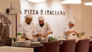 RICCA, la primera barra omakase de pizzas de España, abre sus puertas en Sevilla - Gastronomía y Moda