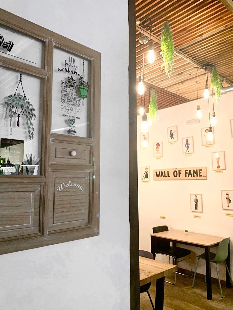 Fans Coffee & Bakery, el sabor de origen en la cafetería más pop de Madrid ☕ - Gastronomía y Moda