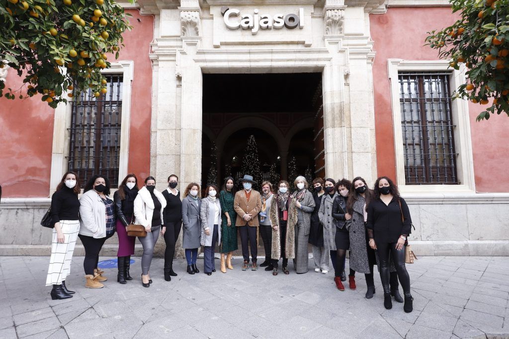 Nuevos ganadores del Concurso Emprende Lunares con SIMOF - Gastronomía y Moda