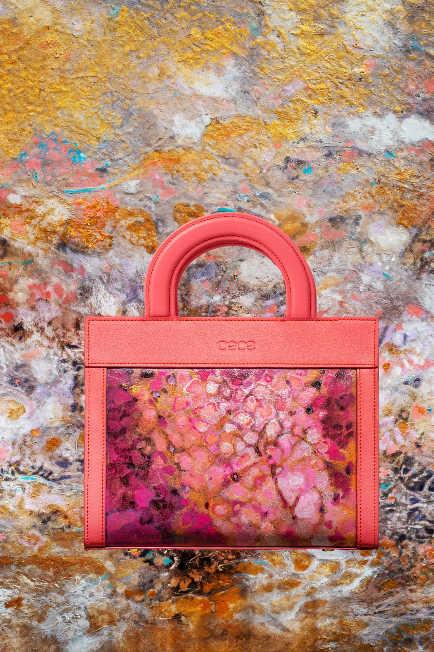 Ron Mills y OEOE Handbags, bolsos exlusivos pintados y diseñados con mucho arte - Gastronomía y Moda