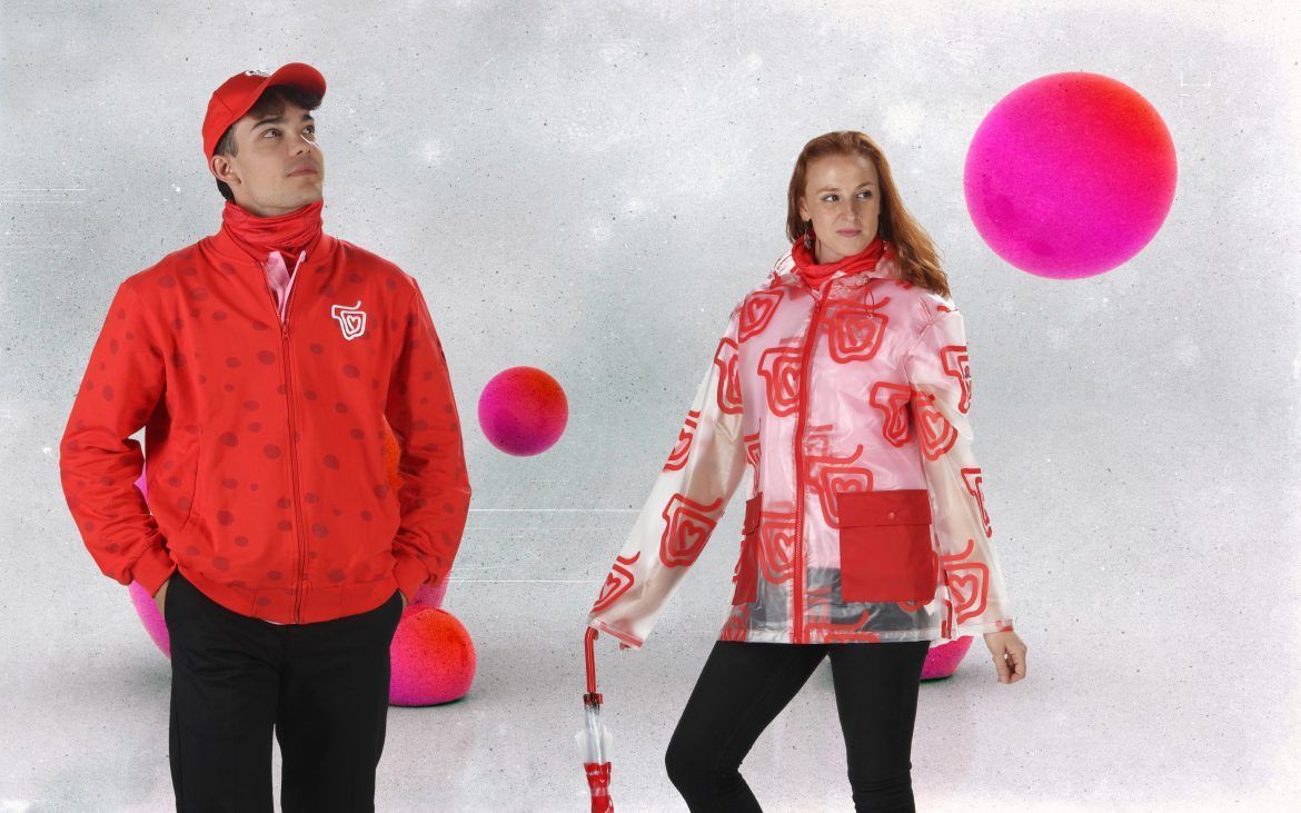 Ágatha Ruiz de la Prada diseña la nueva equipación de Carrefour para La Vuelta Ciclista España - Gastronomía y Moda
