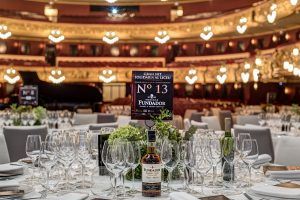 Brandy Fundador cierra el brindis de la “Gran Nit Solidária al Liceu” celebrada en Barcelona para recaudar fondos para World Central Kitchen y Fundación Gavina - Gastronomía y Moda