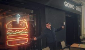 Una hamburguesa en Goiko Grill "que no se la salta un galgo" by Matz - Gastronomía y Moda