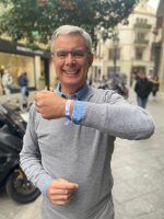 Éxito de la campaña con las pulseras del Gran Visir de la Cabalgata de Sevilla 2024 - Gastronomía y Moda
