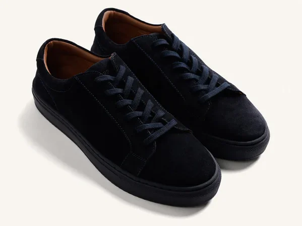 Mario Casas confirma las zapatillas de Gioseppo que arrasan esta temporada y que ya son tendencia entre los amantes del estilo casual premium - Gastronomía y Moda