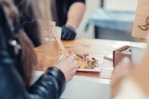 Gastrogarden Fest 2026 regresa a Sevilla: tapas de autor, showcookings, catas y planes gastronómicos frente al Guadalquivir - Gastronomía y Moda