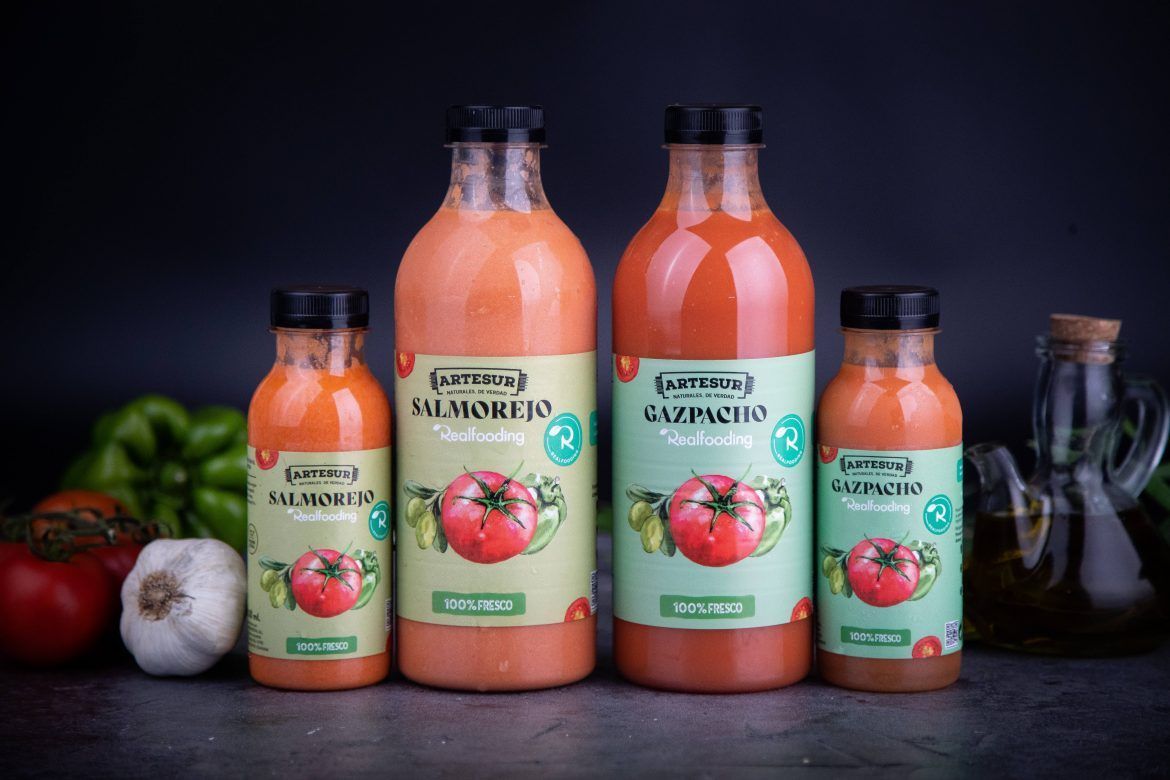 Artesur y Carlos Ríos lanzan el primer gazpacho y el primer salmorejo Realfooding - Gastronomía y Moda