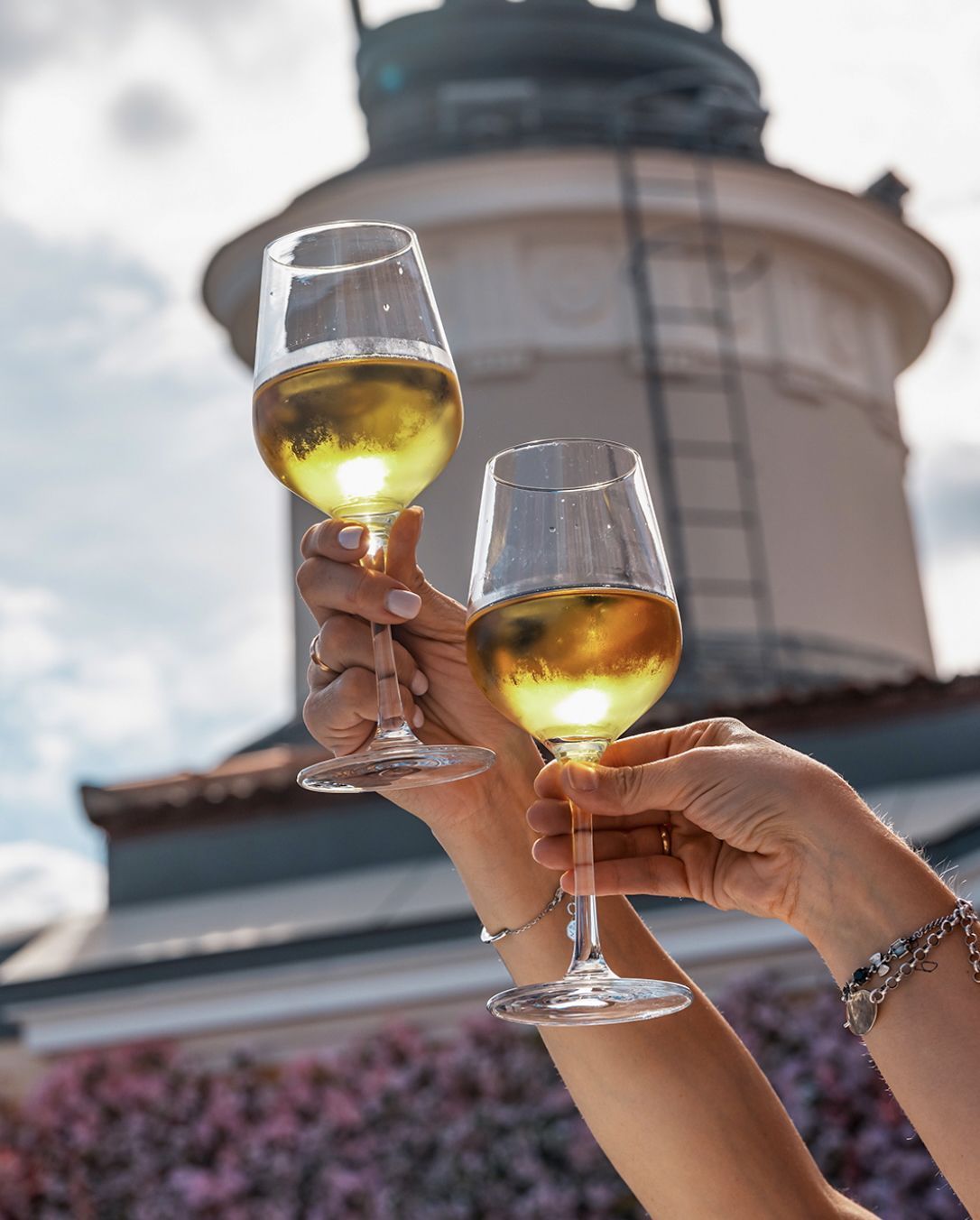 Brasas, tapeo, coctelería y mucho diseño en Gran Vía 18, el nuevo templo gastronómico de Madrid - Gastronomía y Moda