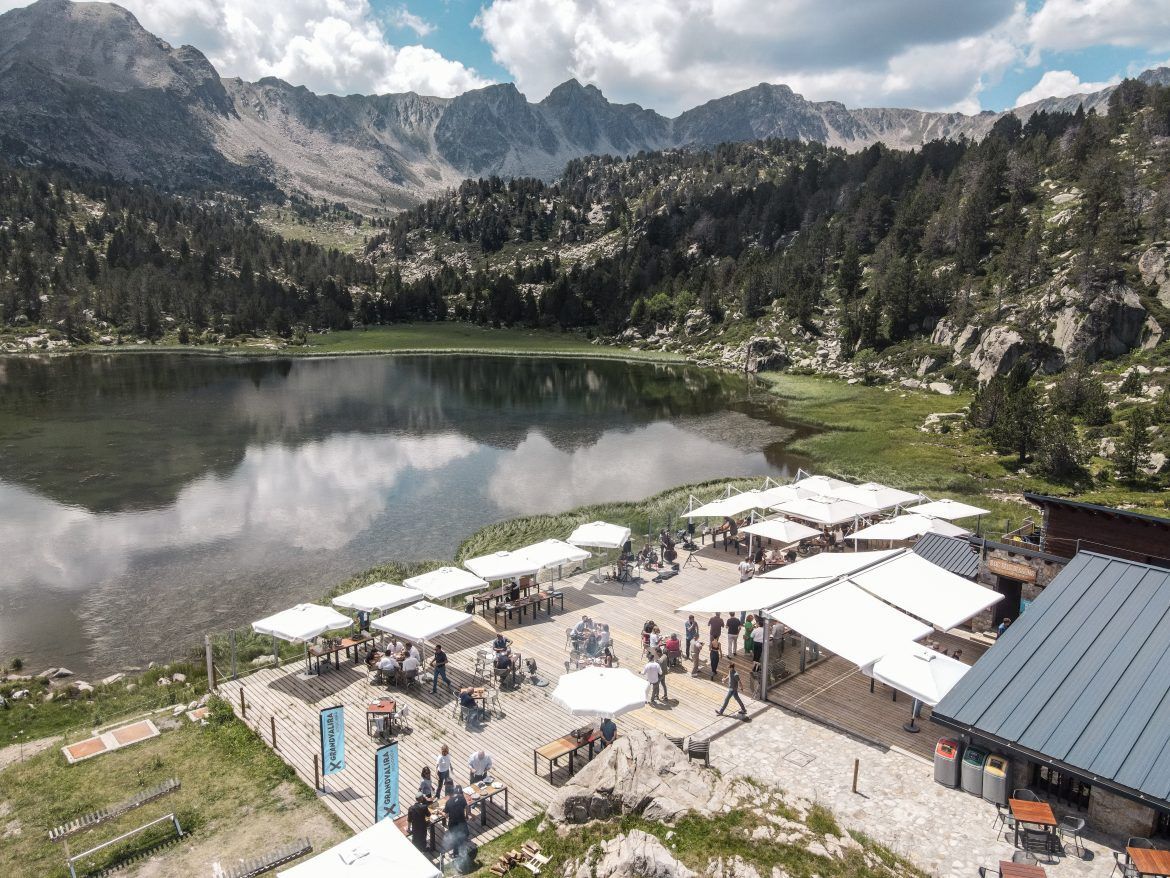 Grandvalira se convierte en un destino gastronómico de alta montaña en verano - Gastronomía y Moda