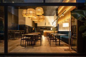 160 metros cuadrados de espectáculo gastronómico by Tradevo Nervión - Gastronomía y Moda