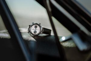 Entre engranajes y elegancia: la poesía detrás de un reloj automático - Gastronomía y Moda