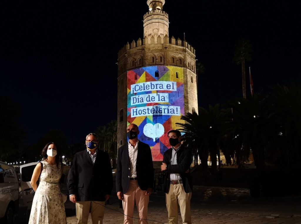 Sevilla celebra el Día de la Hostelería y reconoce a todos los profesionales de un sector de enorme importancia para la economía y el empleo en la ciudad - Gastronomía y Moda