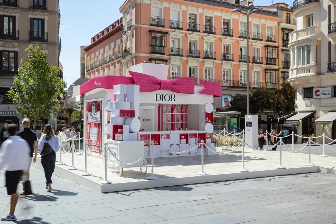 Dior lleva el universo de Miss Dior a Callao con una experiencia inmersiva que recibe cerca de 5.000 visitantes - Gastronomía y Moda