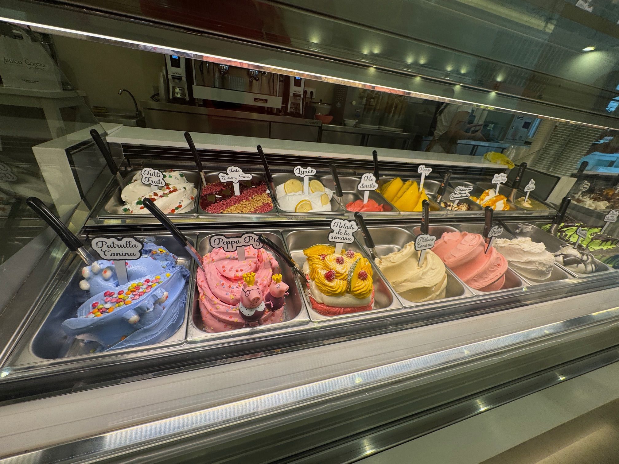 Los helados artesanos de Jessica García Gelato llegan a Reyes Católicos (Actualizado)