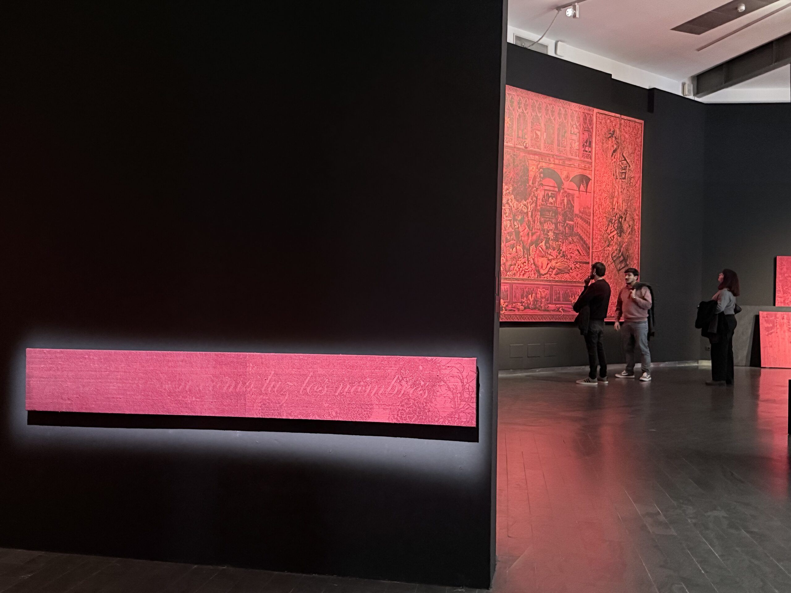 Javier Garcerá presenta en CentroCentro una instalación pictórica entre luz, espacio y percepción - Gastronomía y Moda