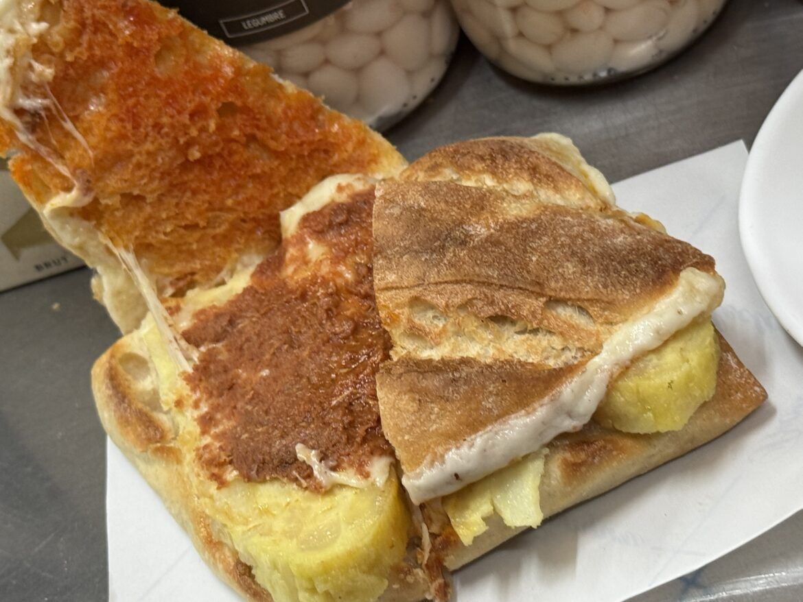 El espectacular desayuno del día: Casa Moreno en el Día Mundial de la Tortilla de Patatas - Gastronomía y Moda